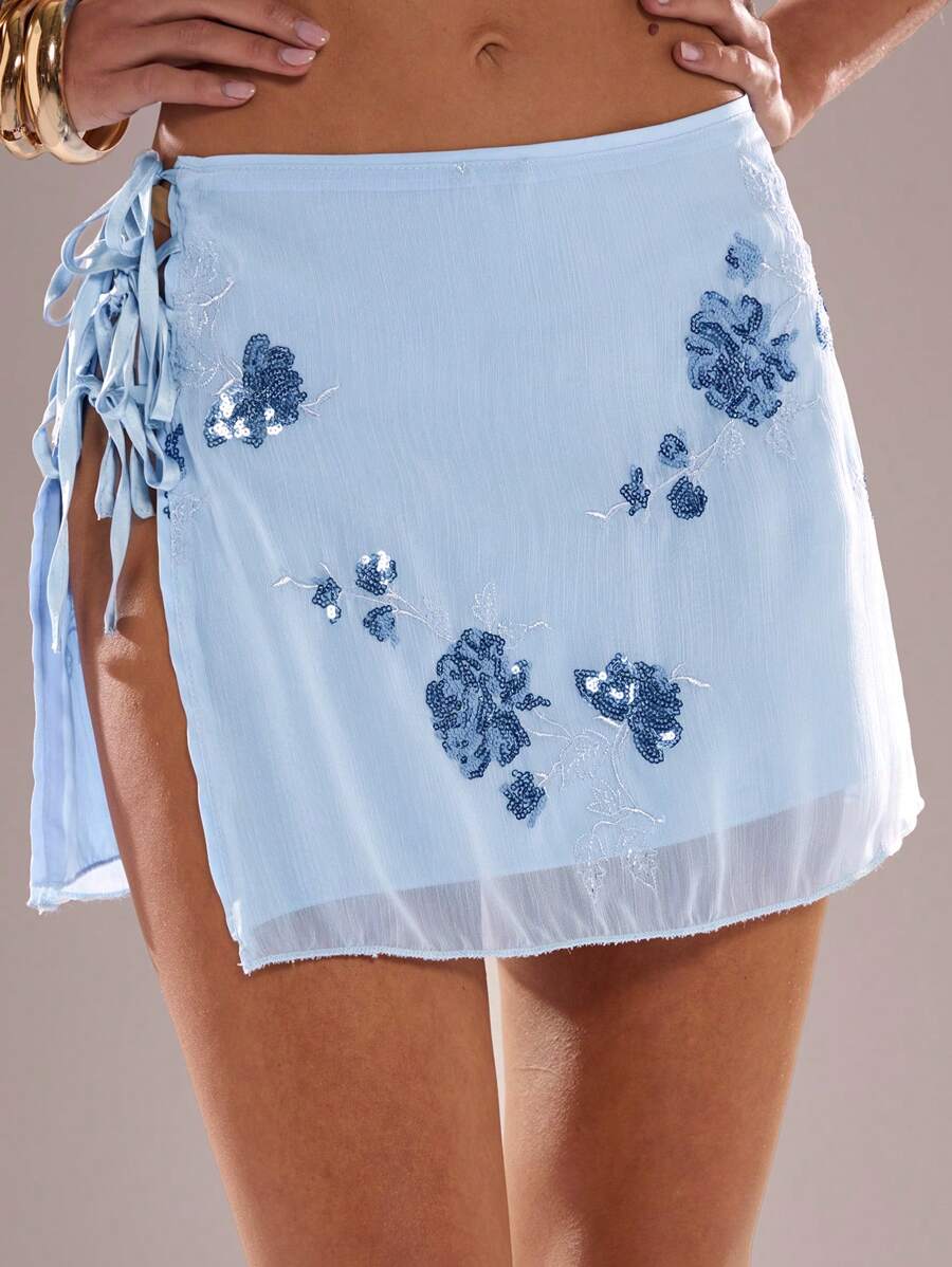 SHEIN BAE Váy ngắn giản dị thêu hoa thời trang xuân hè cho nữ, thích hợp mặc đi chơi & đi nghỉ/đi biển/váy mùa hè dễ thương - Màu xanh nhạt - Xem 1