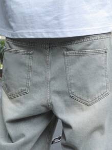 Manfinity EMRG 男士口袋做旧毛边宽松牛仔百慕大短裤 男士做旧牛仔短裤