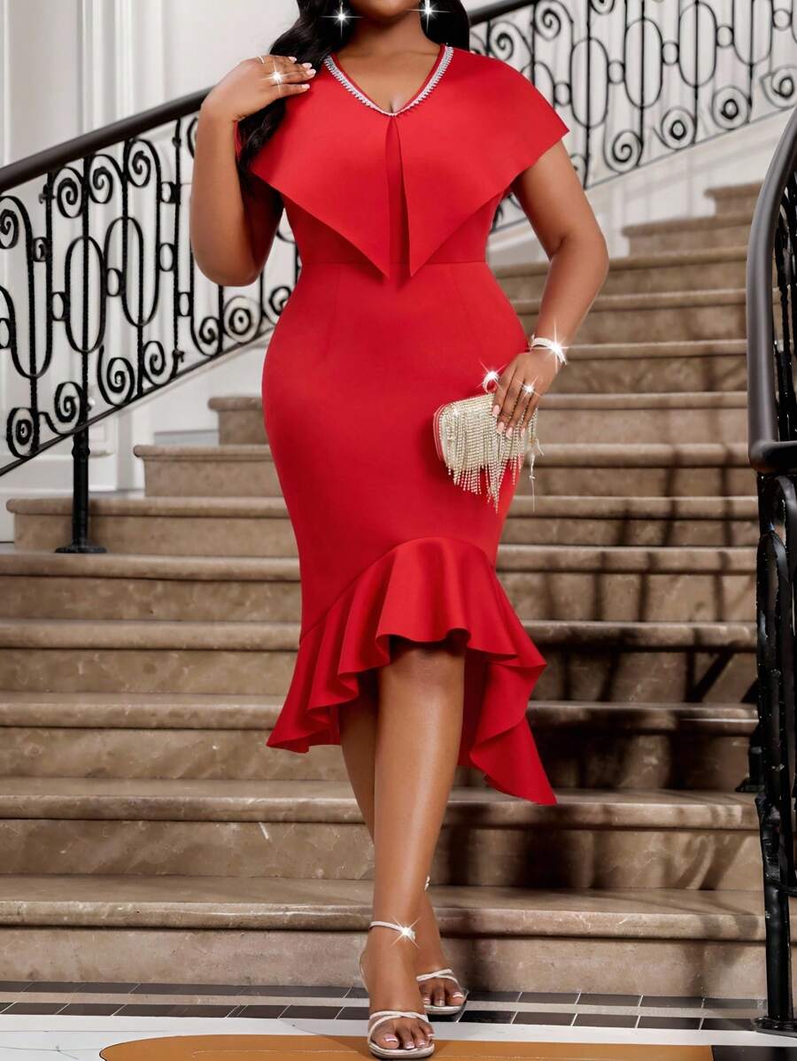 SHEIN Lady Plus Size V-Neck Solid Color Dress, Fashion For Summer - Red - View 1