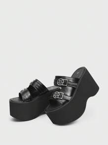 Sugerpunk 哥特式休闲厚底坡跟凉鞋，圆头镂空 5.0 英寸厚底，朋克圆形星星装饰前扣皮革一脚蹬女鞋，适合户外休闲、派对、通勤