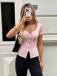 SHEIN LUNE 女式短袖修身圆领系带 T 恤，女士休闲夏装 Y2k 商务休闲女式紧身胸衣上衣，女士短款上衣，女士外出上衣，女士校服，女士教师装，乡村粉色女士，老钱乡村女士，波西米亚风格服装，工作上衣，系带上衣，机场返校女士教师外出上衣，女士机场装，乡村老钱乡村女士外出上衣，旅行机场系带上衣，系带上衣，蝴蝶结上衣，女士罗纹上衣，纽扣上衣