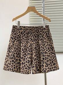 Lalippa Plus Size Women Leopard Print Elastic Waist Casual Versatile Shorts