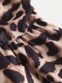 青少年女孩优雅豹纹荷叶边下摆紧身胸衣上衣，荷叶边上衣