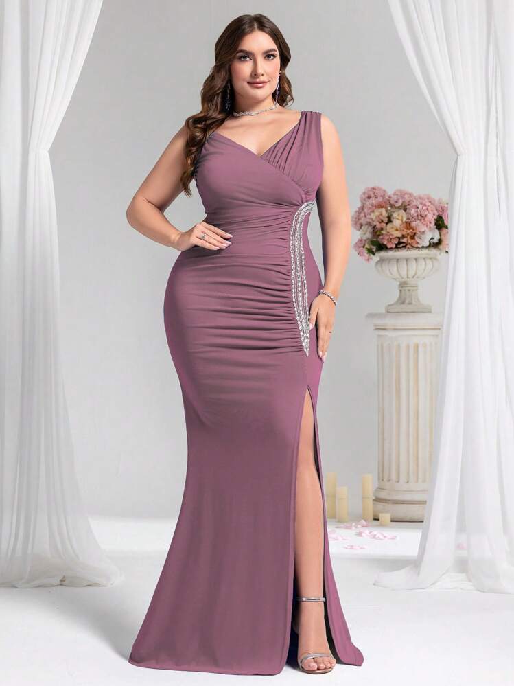 Coutiva Royal Solid Color Spaghetti Strap V-Neck Beaded Decor Side Slit Evening Dress - Pink - View 5