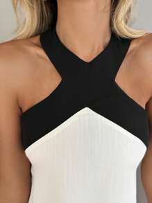 Vestido mini casual de mujer con cuello halter anudado, sin mangas, con bloques de color. Vestido versátil y ajustado para uso diario en verano - Albaricoque - Ver 8