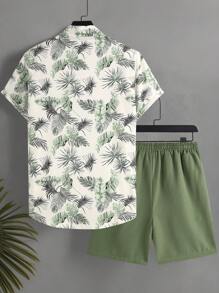 Manfinity KASUA Men's Summer Vacation Plant Printed Button-Up Short Sleeve Shirt & Shorts Set Men Summer Outfits Set Men 2 Piece Set Tropical Men Vacation Short Sets