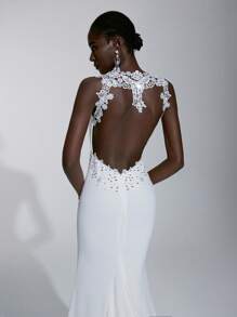 Elitara 无袖纯色美人鱼露背优雅蕾丝刺绣婚纱 - 白色 - 查看 2
