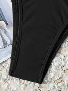 SHEIN Swim Traje de baño tipo bikini de un solo color para vacaciones en la playa, sin tirantes, sin alambres