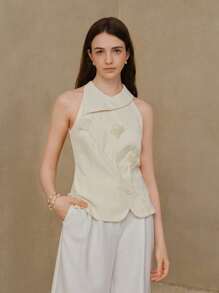 MOTF PREMIUM 花卉贴片挂脖上衣 - 杏色 - 查看 1