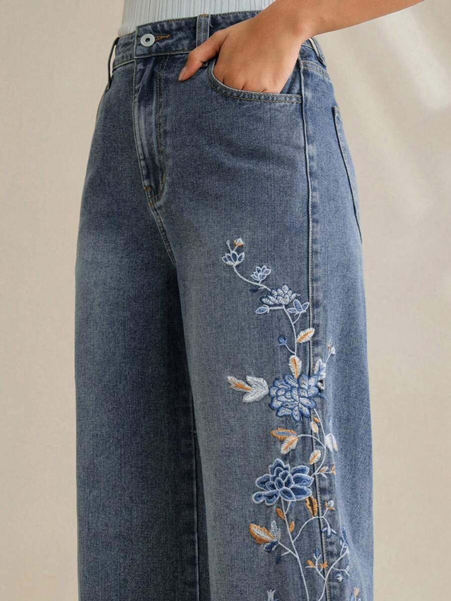 Anewsta Women Floral Embroidered Patch Pockets Straight Loose Casual Versatile Denim Jeans