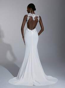 Elitara 无袖纯色美人鱼露背优雅蕾丝刺绣婚纱 - 白色 - 查看 3