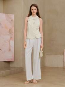 MOTF PREMIUM 花卉贴片挂脖上衣 - 杏色 - 查看 8