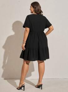 Comfylo Vestido curto feminino plus size, preto, com decote em V, manga curta, linha A, bordado, primavera/verão - Preto - Ver 9