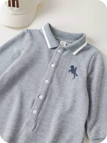 SHEIN جمبسوت رضيع ولد/بنت برقبة بولو مطبوعة برسوم كرتونية جميلة، أكمام طويلة، للخريف/الشتاء - متعدد الألوان - مشاهدة 7