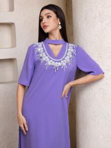 Al Najma 女士锁孔领贴花优雅阿拉伯风格连衣裙 - 紫色 - 查看 6