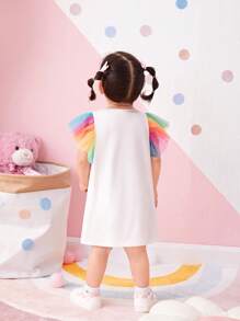 SHEIN Linda Vestido Casual Para Niña Con Patrón De Dibujos Animados Con Malla Multicolor Y Manga Corta, Adecuado Para Verano - Blanco - Ver 2