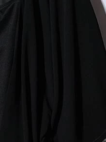 GlowEve Top holgada de cuello cuadrado con malla de contraste para mujer - Negro - Ver 4