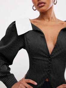 Hauture Top femme à rayures gris et blanc avec col blanc, col V et épaules dénudées - Noir - Voir 5