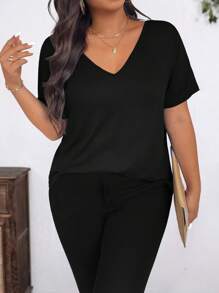 SHEIN Clasi Camiseta de mujer de tallas grandes casual y elegante con mariposa, detalles de cuentas y recorte en la espalda - Negro - Ver 7