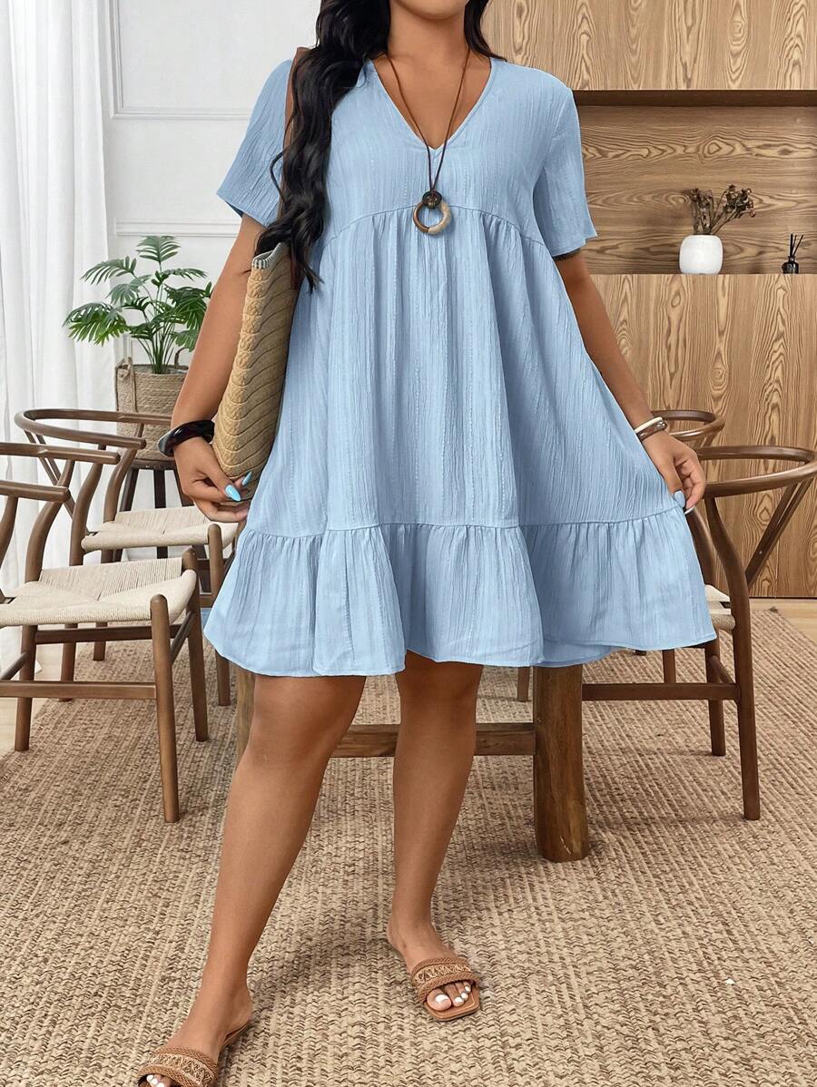 EMERY ROSE Vestido de verano de manga corta con cuello en V y volantes en el bajo para mujer de talla grande. Vestido romántico y elegante para vacaciones y playa. Vestido de primavera informal de estilo casual con textura de tela de unicolor para mujer. - Azul - Ver 1