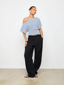 AiiRZ 露肩不对称蝙蝠袖修腰短款上衣休闲夏季现代时尚必备