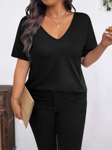 SHEIN Clasi Camiseta de mujer de tallas grandes casual y elegante con mariposa, detalles de cuentas y recorte en la espalda - Negro - Ver 5