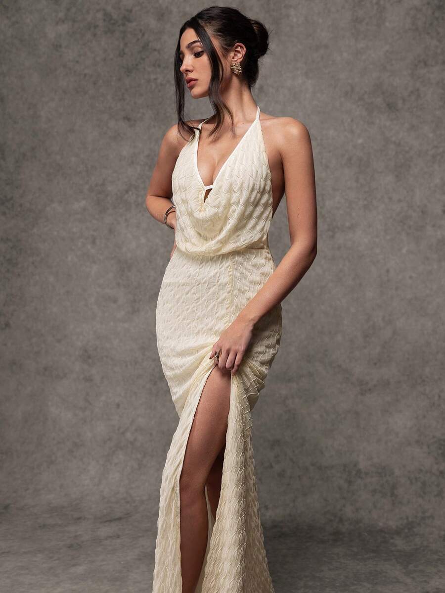 Avenya 女士珍珠刺绣垂坠领前开衩连衣裙 - 杏色 - 查看 1