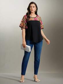 Flouryn Plus Size Women Floral Mesh Solid Color Patchwork Top For Summer - Black - View 3