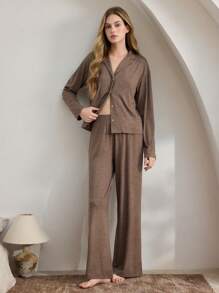Ocili Ocili Conjunto de pijama con cuello de solapa y botones adelante