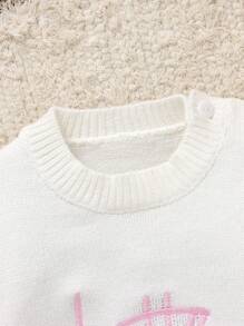 SHEIN Áo len trắng thường ngày cho bé gái thêu chữ Anh, áo liền quần dệt kim hở vai viền bèo nhún, mềm mại và thoải mái cho hàng ngày, đi chơi, du lịch, ngày lễ, ở nhà, nhà trẻ, giờ chơi - trắng - Xem 11