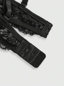 ROMWE Goth Conjunto Sexy de Lingerie Tanga Fio-Dental e Sutiã de Renda com Estrutura Gótica Escura - Preto - Visão 4