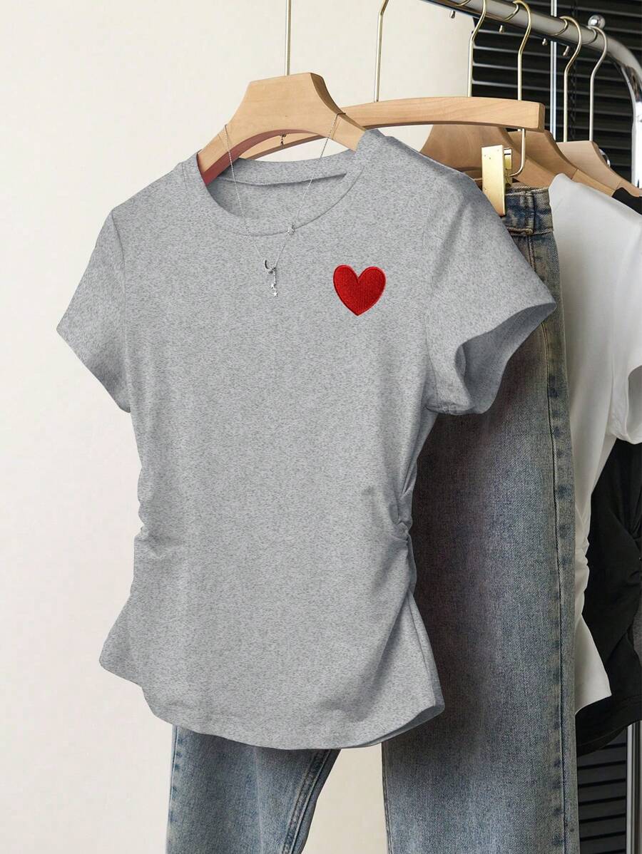 INAWLY 女士心形印花圆领短袖休闲 T 恤，带侧褶 - 灰色 - 查看 1