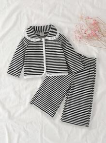 SHEIN Conjunto de top de manga larga con cuello Peter Pan y pantalones a rayas negras y blancas para bebé niña, conjunto casual a juego para la familia de otoño con textura acanalada para uso en casa y al aire libre - Blanco y Negro - Ver 8