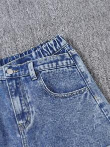 Pantaloni scurți din denim spălat, lejeri, cu design asimetric al taliei, casual, asortați, stil versatil la modă stradală, inspirați de streetwear-ul american, potriviți pentru purtare zilnică, nou-veniți - Spălare medie - Vizualizare 4