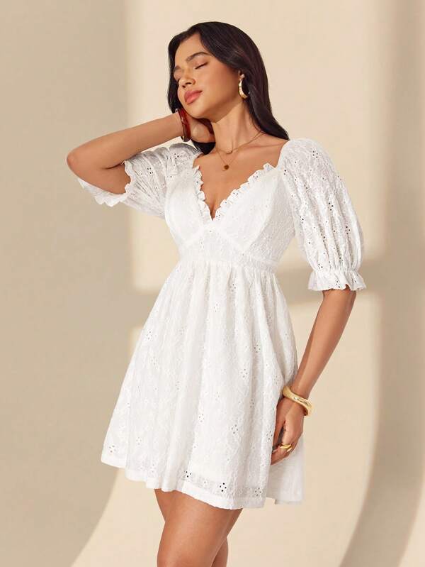 Almamuse Rochie mini albă texturată cu mânecă scurtă, jacquard, scurtă, romantică, pentru femei, primăvară/vară