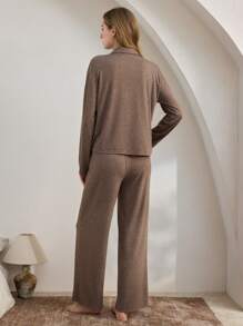 Ocili Ocili Conjunto de pijama con cuello de solapa y botones adelante