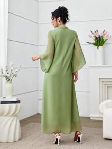 Yasmyna Vestido tradicional árabe de manga larga con cordón en el cuello y bordado floral para mujer