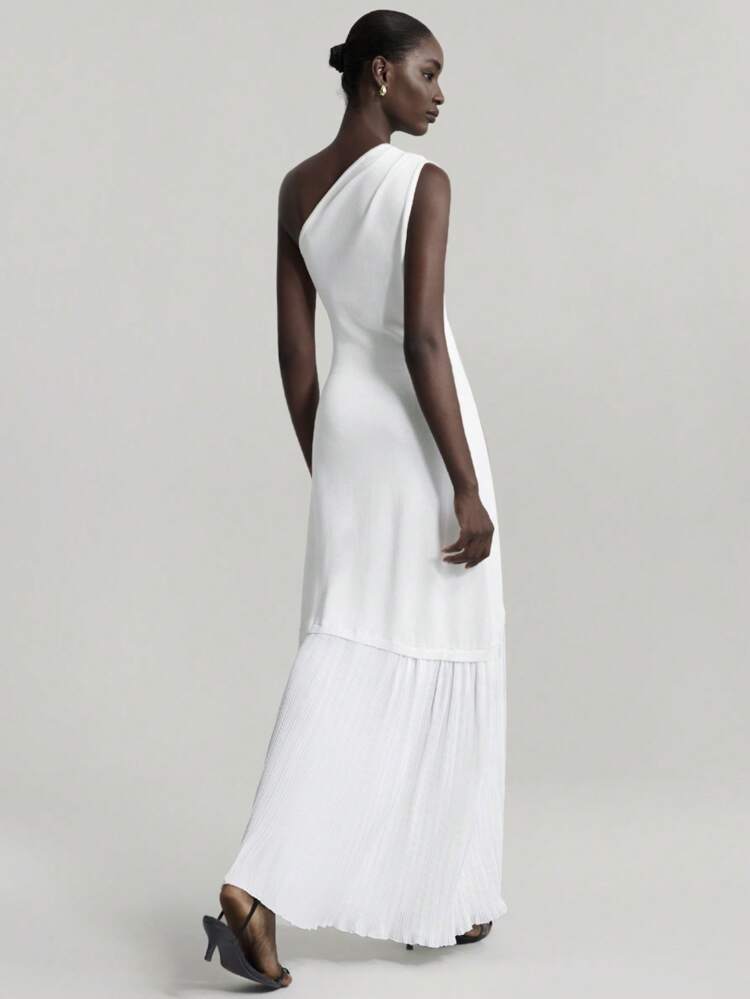 Women's Elegant White Autumn Party Dress,Asymmetrical Off-Shoulder Sleeveless Knitted Dress,Waist Elastic Commuting Fashionable Minimalist Dress