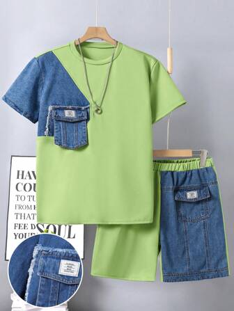 SHEIN 2 件套青少年男孩休闲牛仔拼布针织 T 恤和短裤，时尚街头风格牛仔拼接装