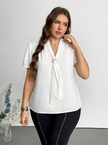 Firerie Blus Elegan Lengan Mengembang Warna Polos untuk Wanita Ukuran Plus dengan Kerah Ikat - Putih - View 7