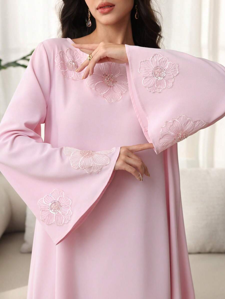 Yasmyna Robe décontractée élégante à col rond, de couleur unie avec patch floral, pour femme
