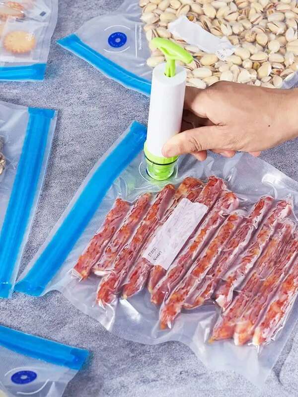 5 Stücke/1 Stück wiederverwendbare Vakuum-Lebensmittelbeutel mit Handpumpe, Verschlussklemmen, tragbares Design, geeignet für Restaurants und Küchen, damit Sie frischere Lebensmittel genießen können.