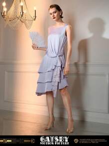 The Great Gatsby x MOTF ROBE À VOLANTS SUPERPOSÉS AVEC INSERT EN DENTELLE ET nœud SUR LE CÔTÉ
