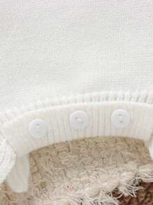 SHEIN Áo len trắng thường ngày cho bé gái thêu chữ Anh, áo liền quần dệt kim hở vai viền bèo nhún, mềm mại và thoải mái cho hàng ngày, đi chơi, du lịch, ngày lễ, ở nhà, nhà trẻ, giờ chơi - trắng - Xem 10