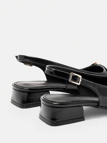 CUCCOO CURVES Scarpe a punta piatta larga per taglie forti, sandali retrò con fibbia e cinturino diagonale nero alla moda