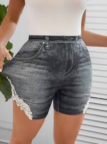 SHEIN Clasi Pantalones cortos de ciclista informales de talla grande para mujer con estampado de encaje falso de mezclilla, para verano