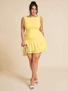 SHEIN BAE 加大码 Curve 女式无袖纯色白色紧身褶皱迷你双层褶皱连衣裙，适合夏季、秋季/冬季，鼠尾草绿色连衣裙 - 黃色 - 查看 8