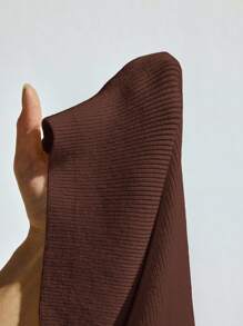 Maija 女士休闲纯色无袖前开襟针织上衣，采用柔软舒适的针织面料，透气无袖设计，适合夏季和秋季穿着，女士派对上衣，适合海滩夏季度假、外出、毕业典礼等场合。 - 棕色 - 查看 10