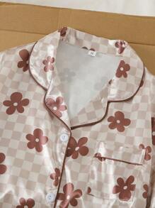 Aprikosen-Blume Muster-Langhemdkleid für Damen, stilvolles und süßes lässiges Nachtwäsche-Pyjama-Set mit Blumenkaromuster, Seidenpyjama-Set, Vintage-Pyjama-Set