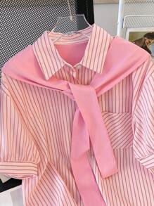 SHEIN 女士条纹印花纽扣前系带短袖衬衫女士衬衫 - 粉色 - 查看 3